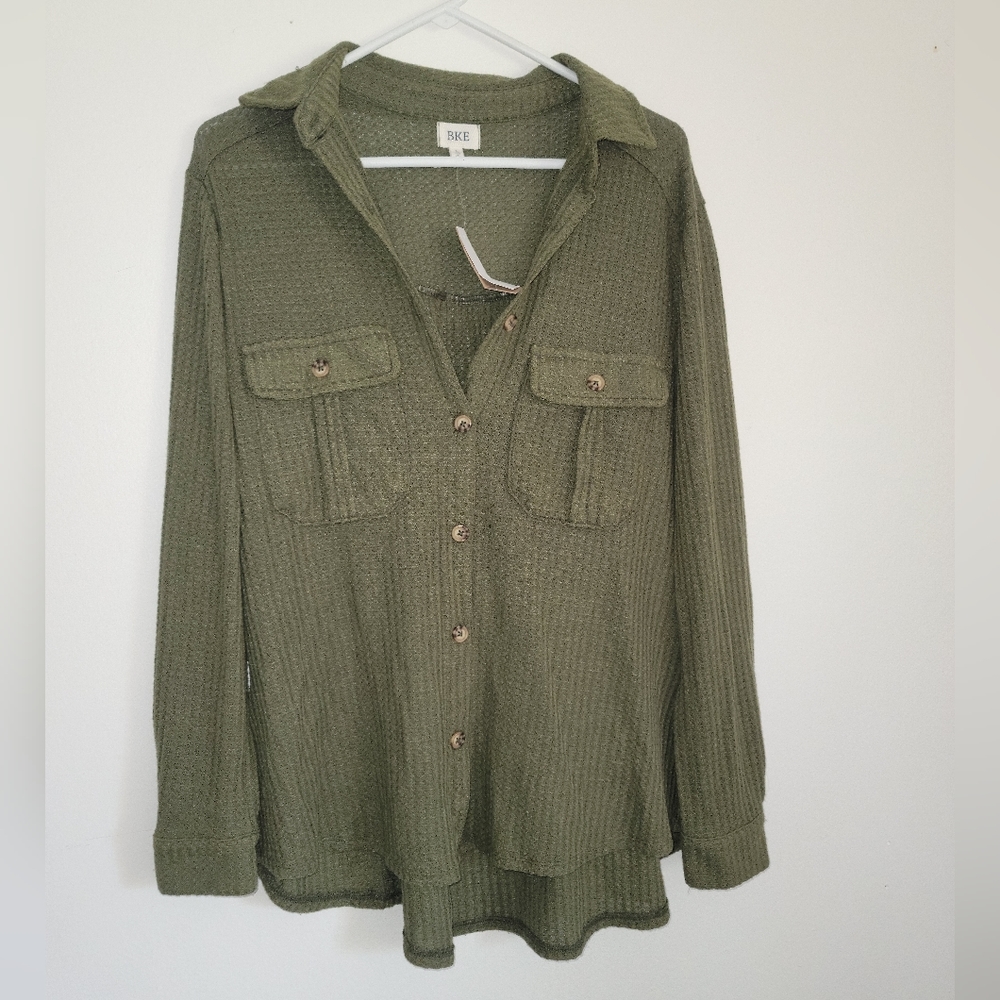 NWT Women's BKE Shirt